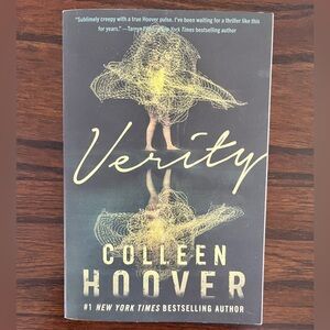 Verity by Colleen Hoover